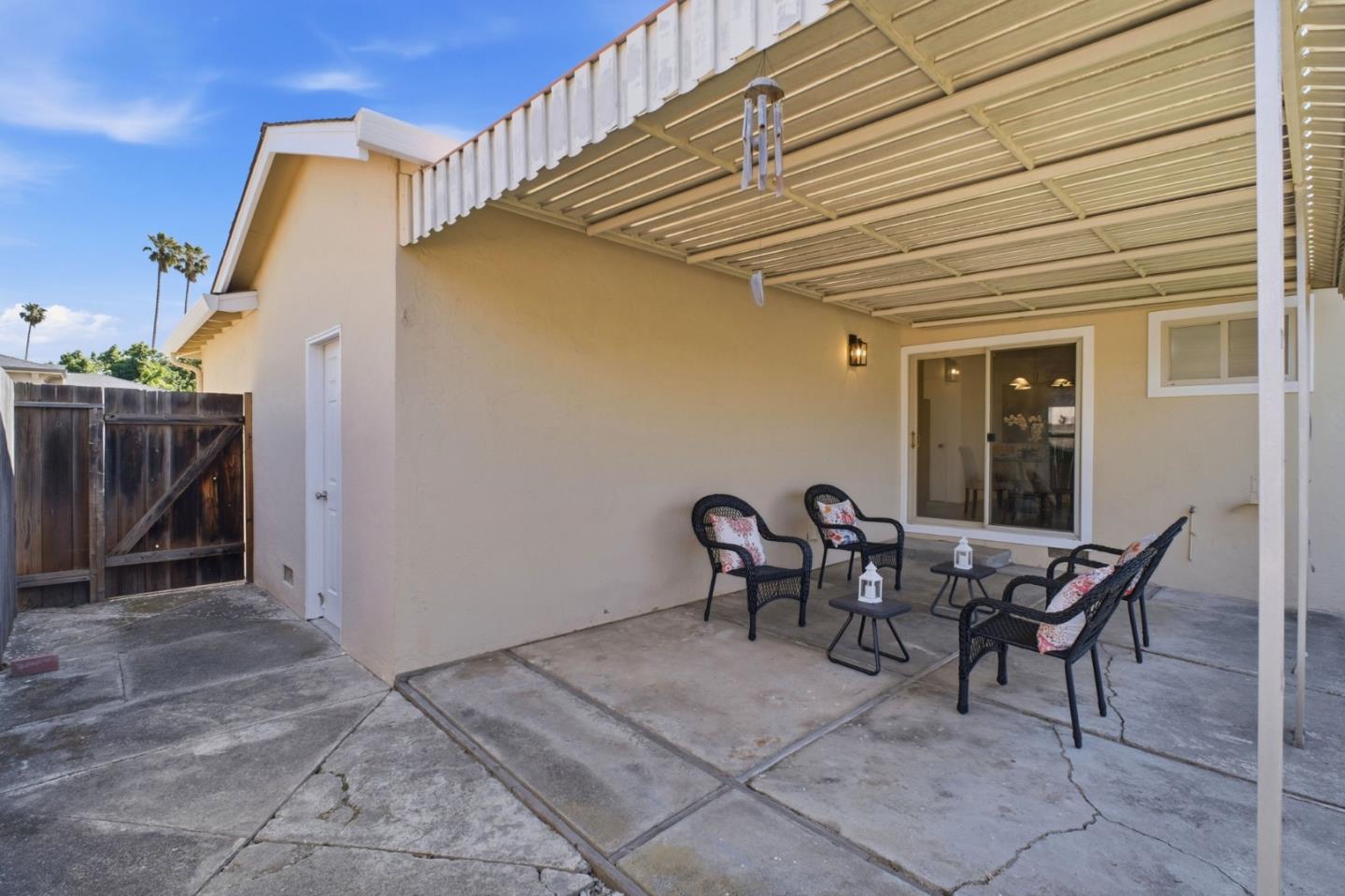 39641 Whitecap Way
