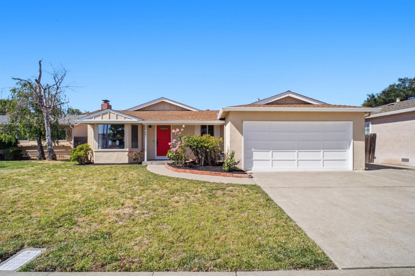 39641 Whitecap Way