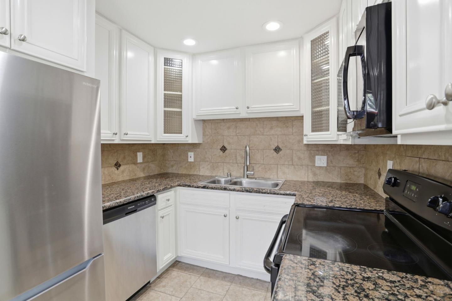 2600 Cortez Drive 6102