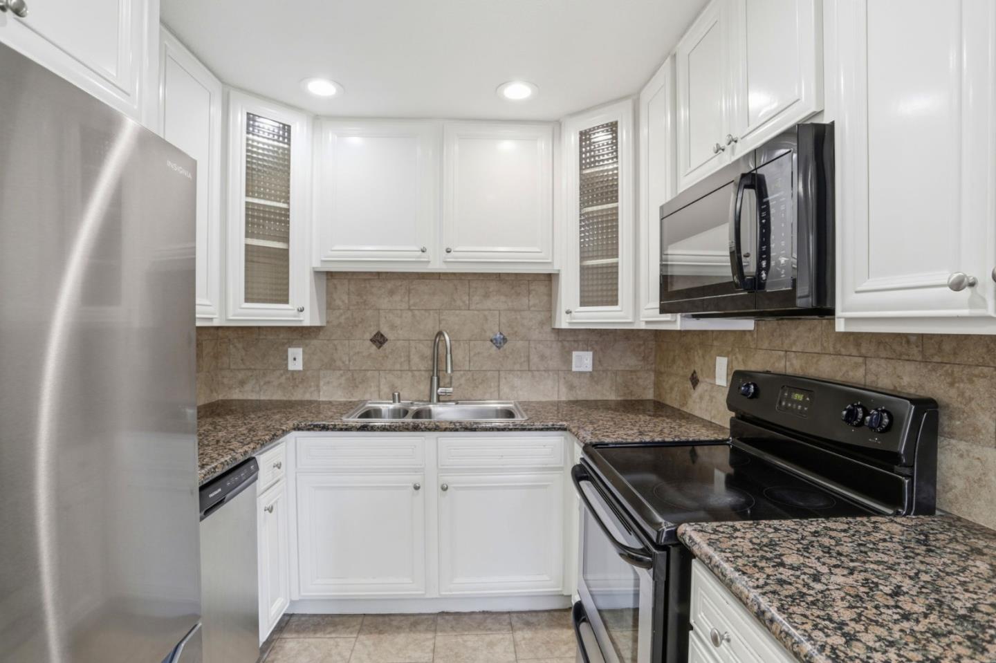 2600 Cortez Drive 6102
