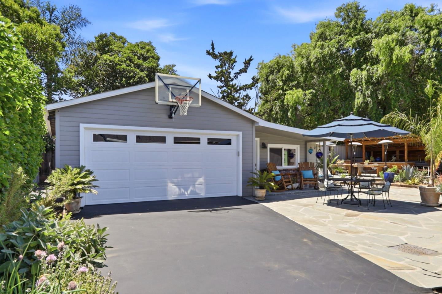 1044 Audrey Avenue