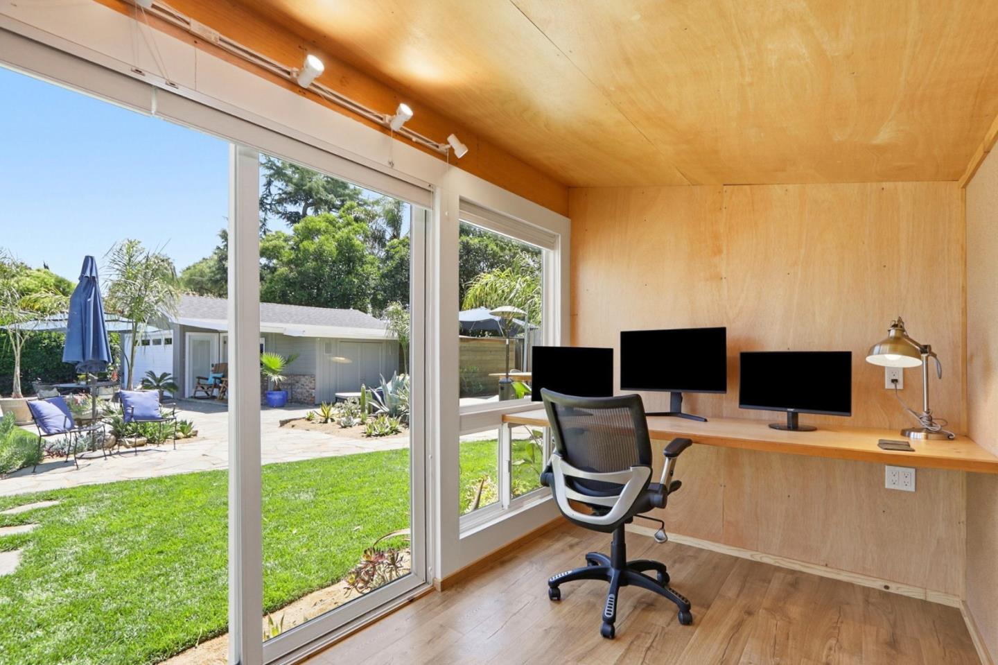1044 Audrey Avenue