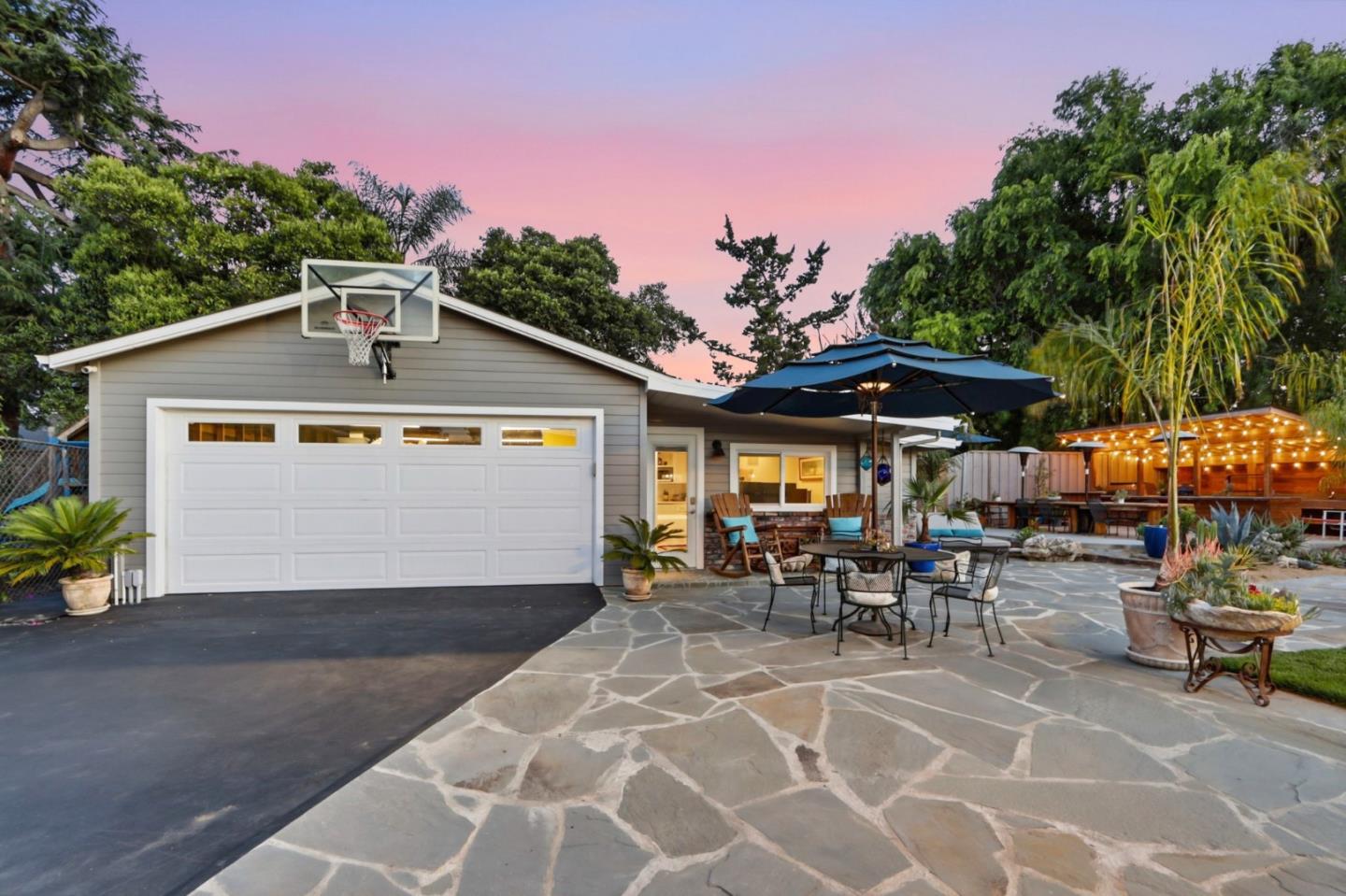 1044 Audrey Avenue