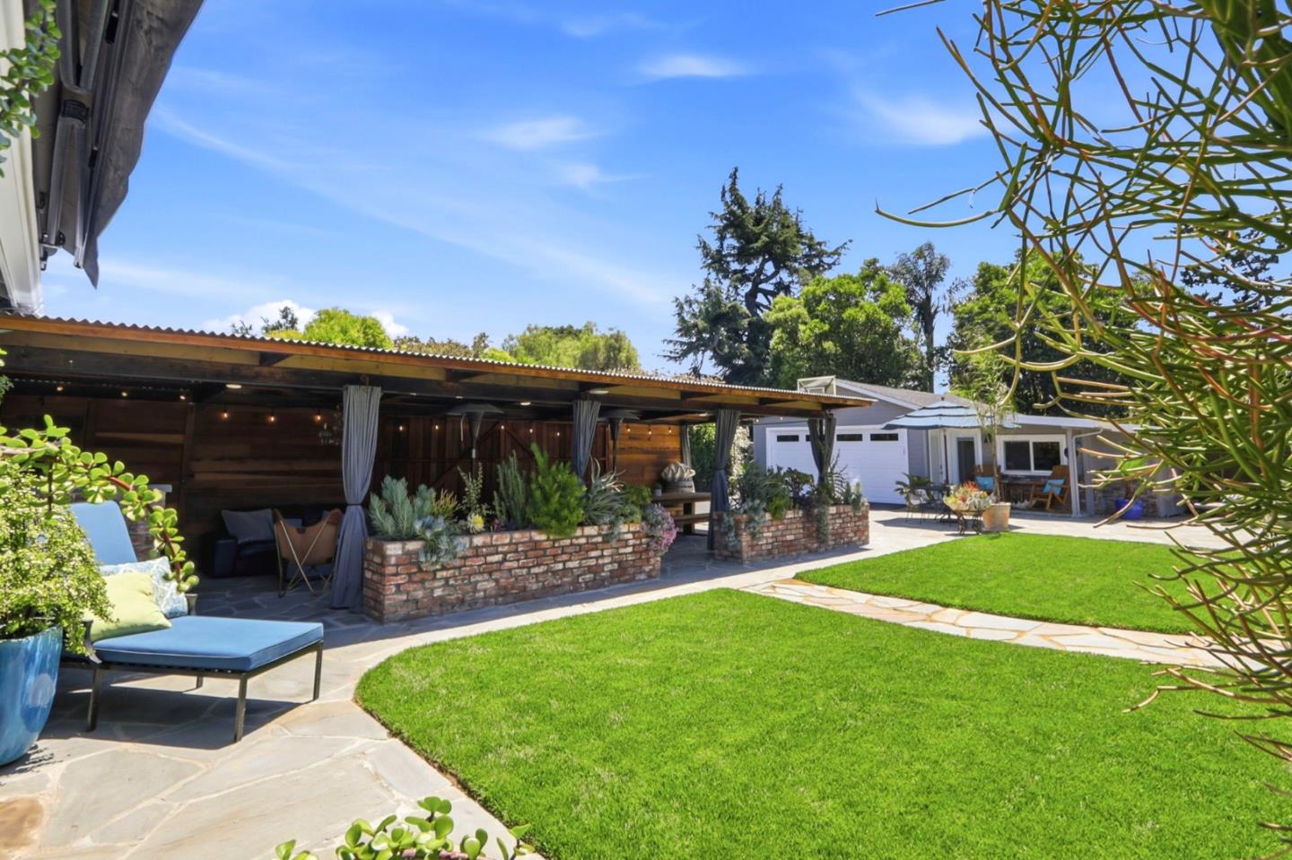 1044 Audrey Avenue