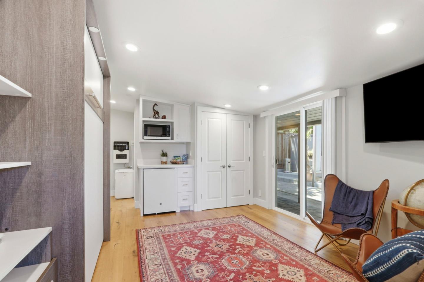 1044 Audrey Avenue