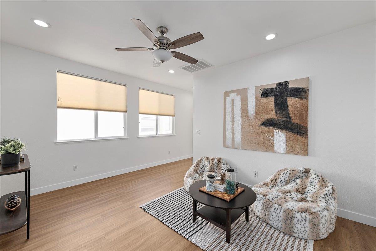 1511 Artisan Way