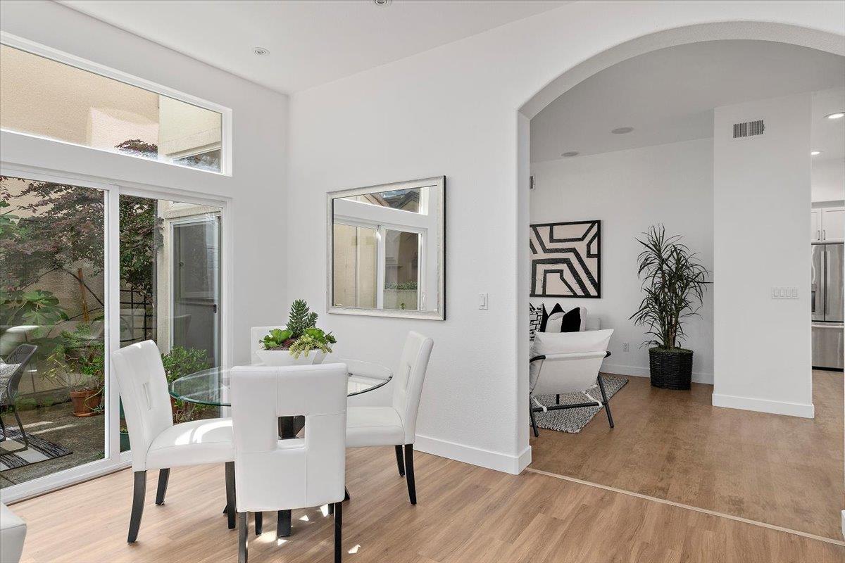 1511 Artisan Way