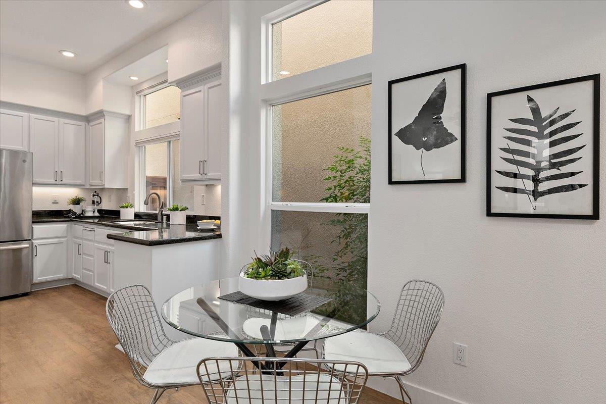 1511 Artisan Way