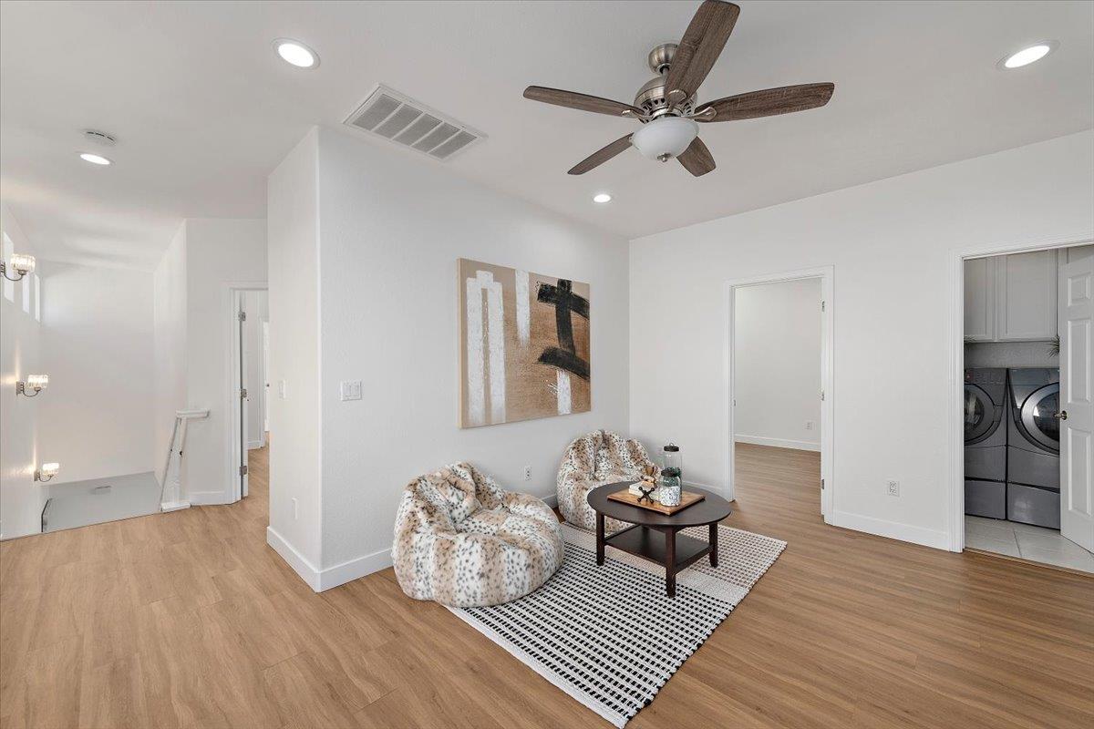 1511 Artisan Way