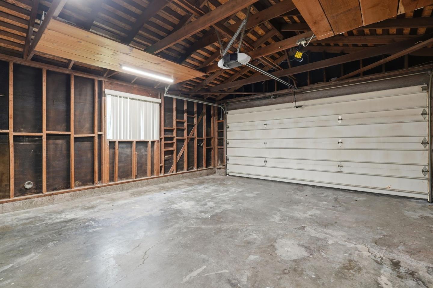 4041 Ross Park Drive