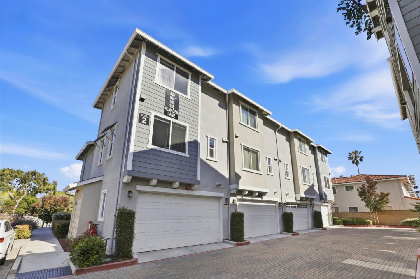968 Almaden Lane
