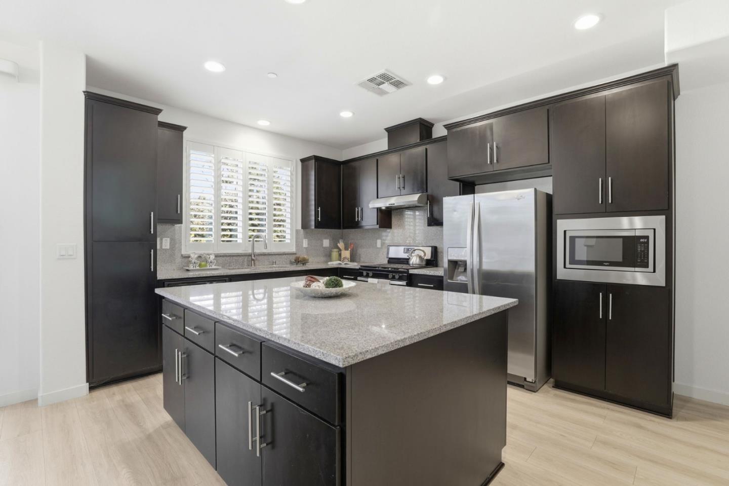 968 Almaden Lane