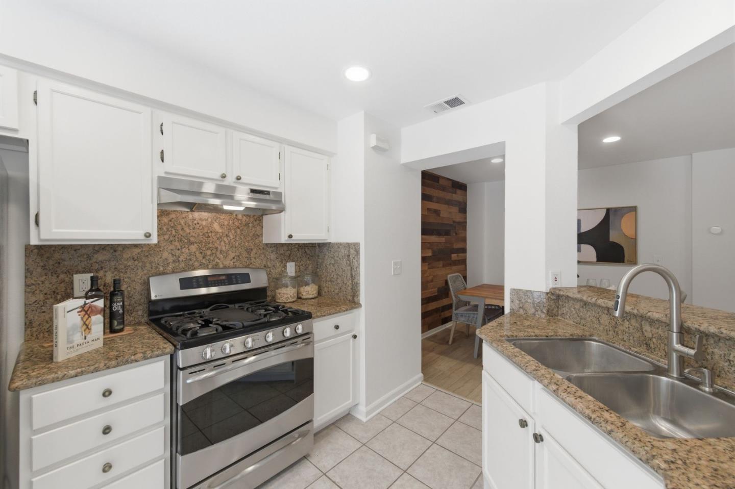 6349 Holly Gillingham Lane