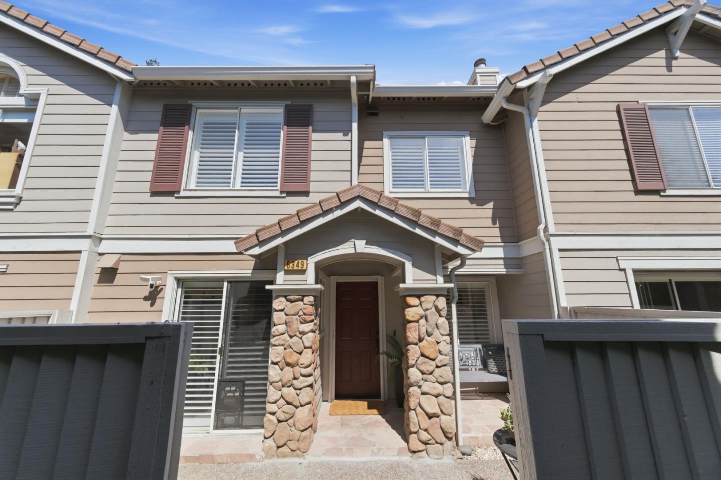 6349 Holly Gillingham Lane