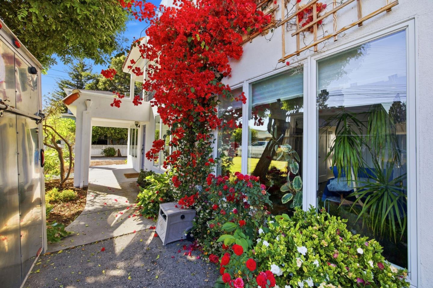69 Nueva Avenue