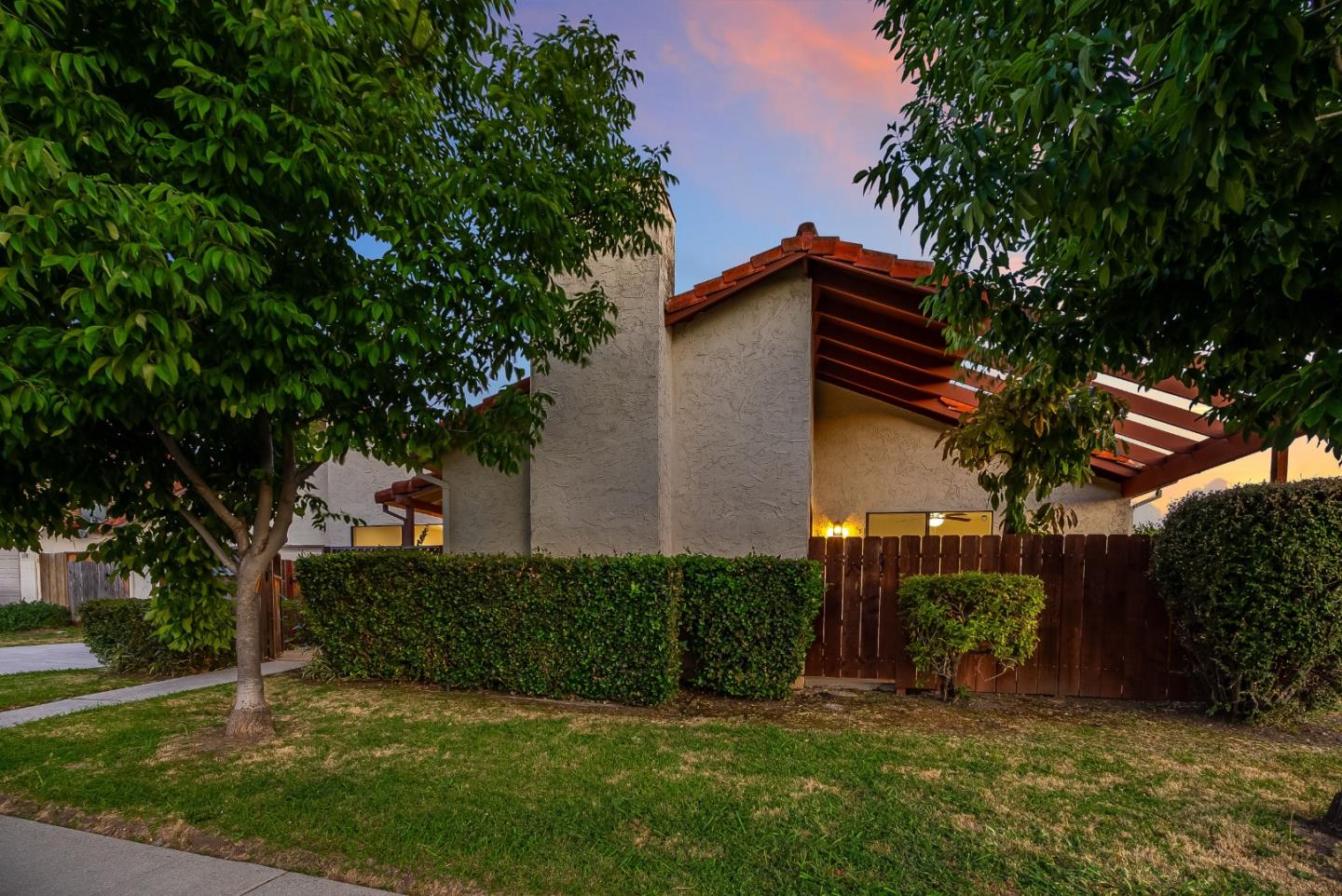 1332 Mount Shasta Avenue