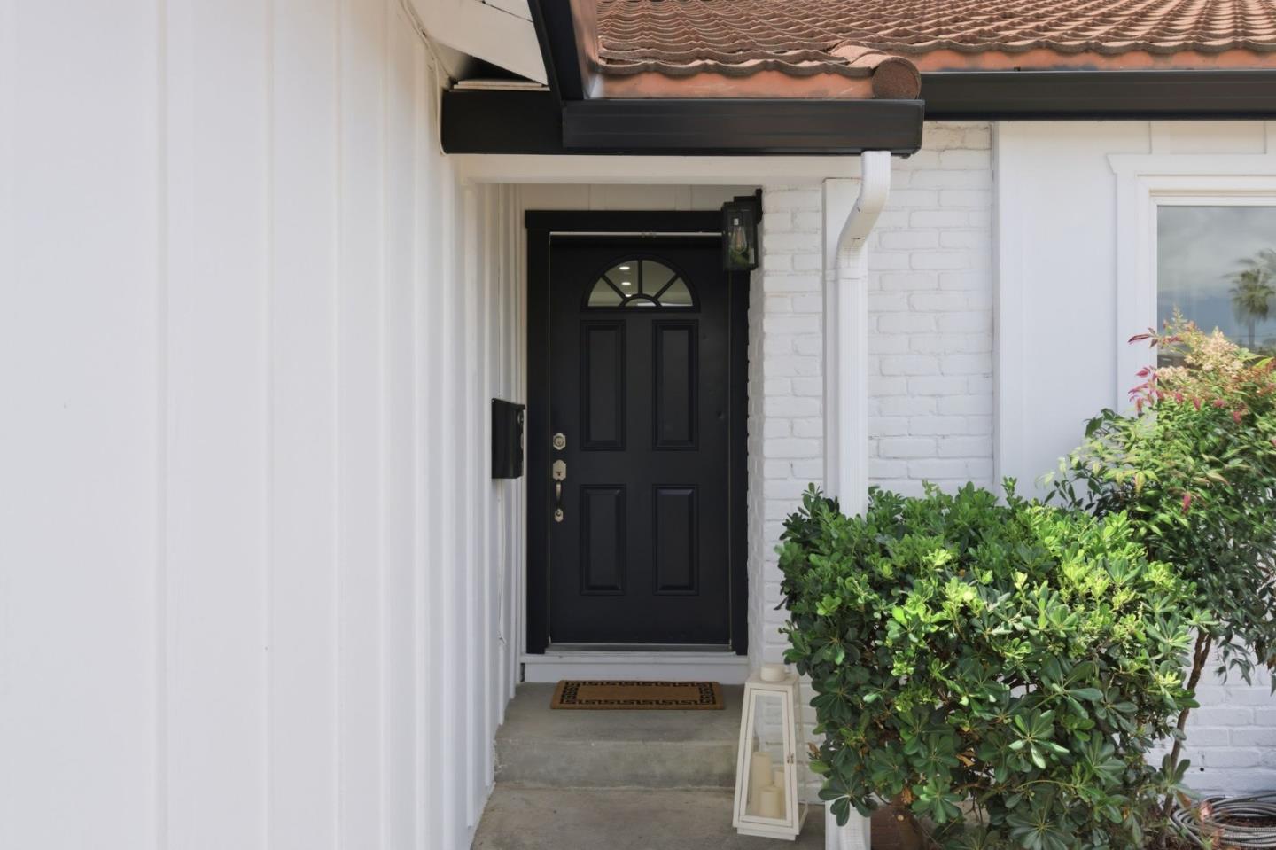399 Castro Court