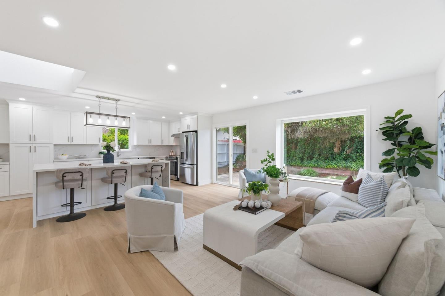 399 Castro Court