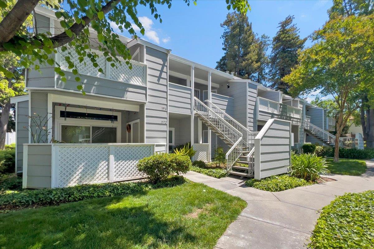 1574 Thorncrest Drive