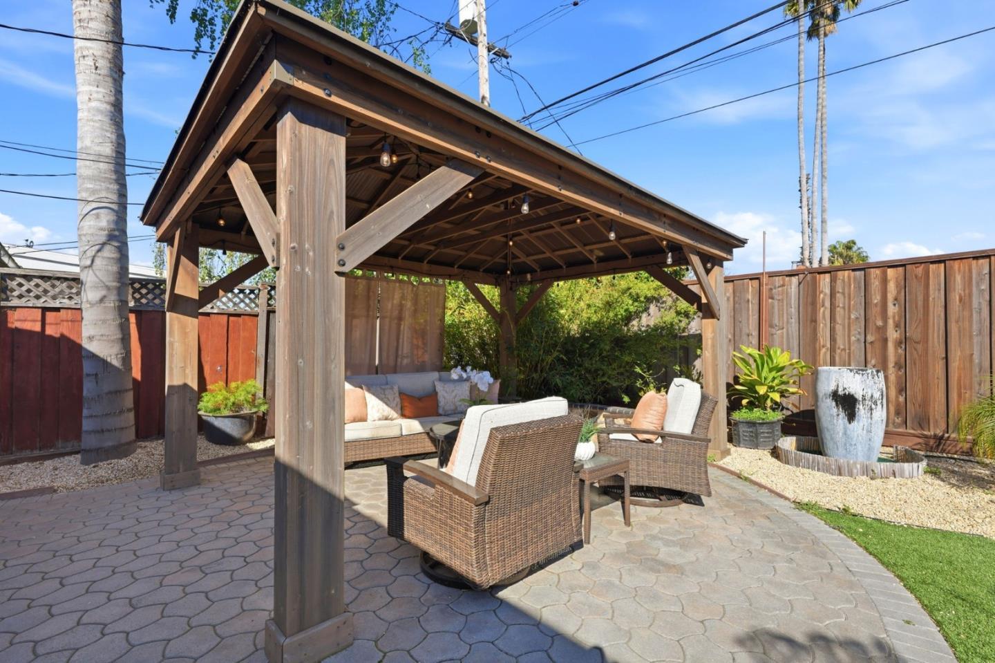1523 Shaw Drive