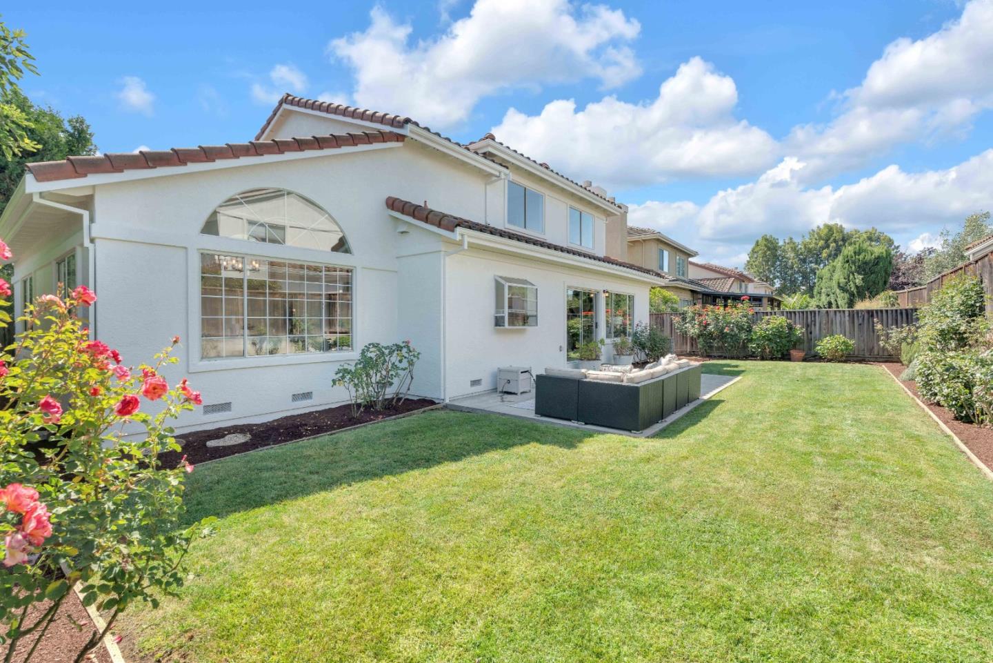 1617 Goldfinch Way