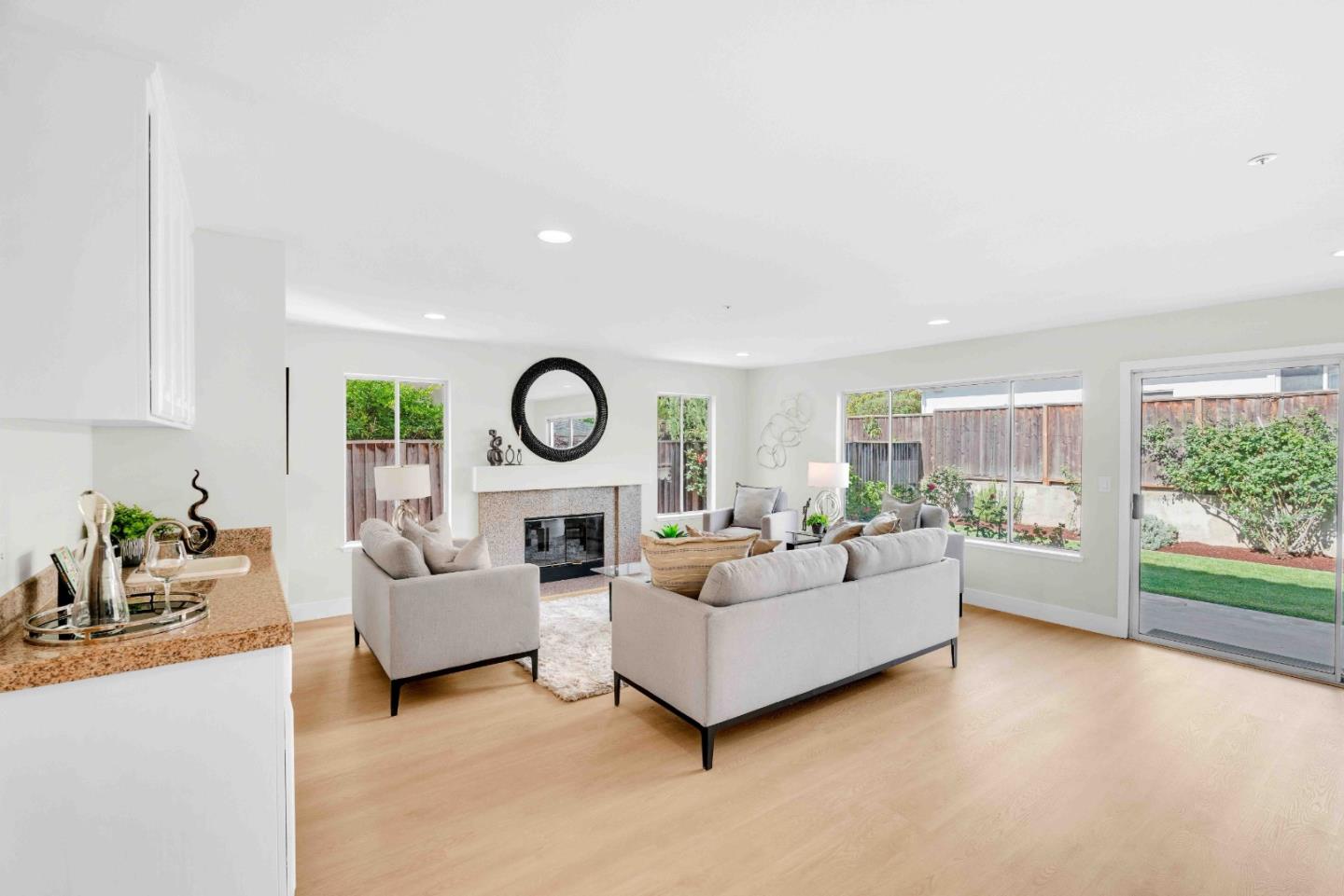 1617 Goldfinch Way