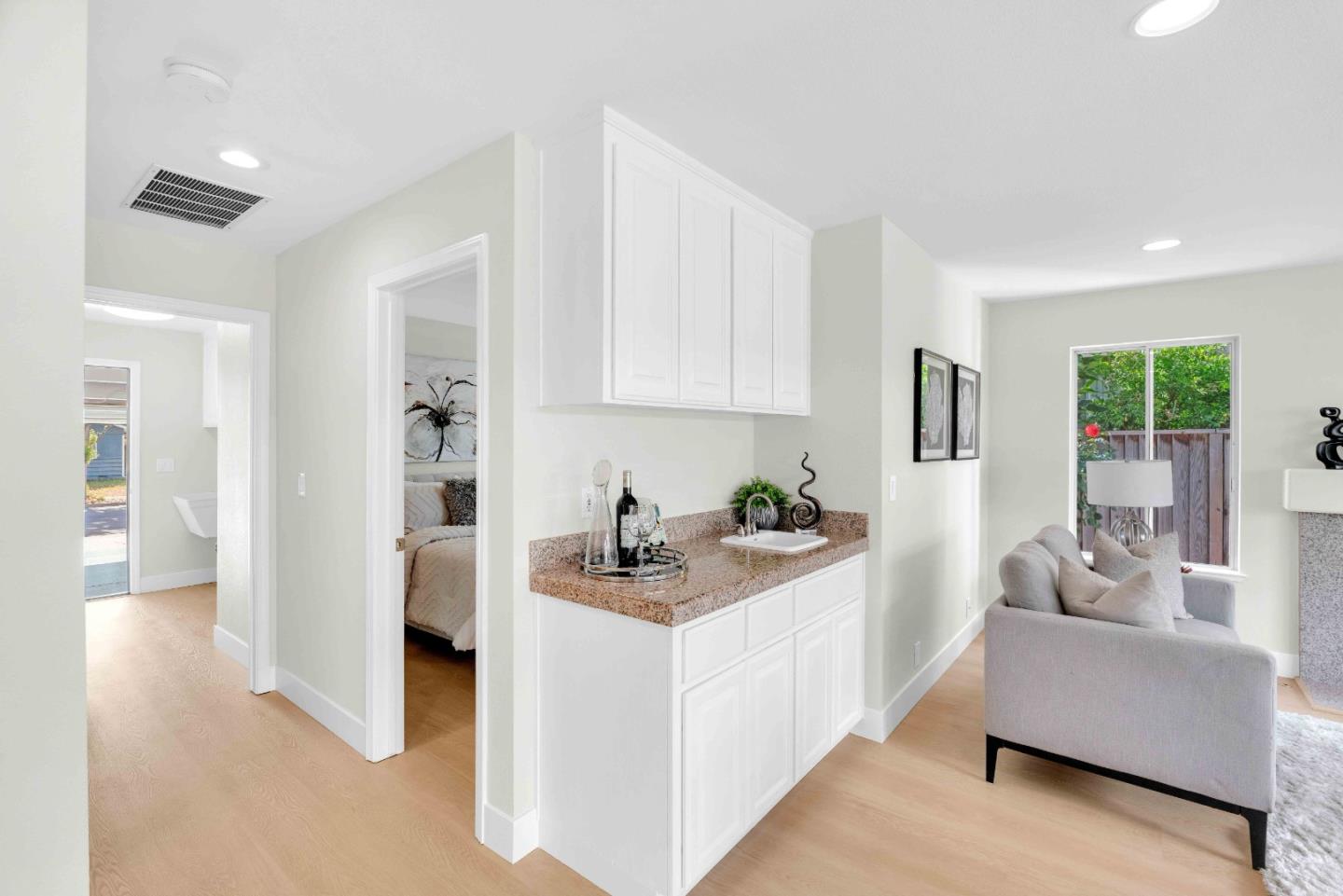 1617 Goldfinch Way
