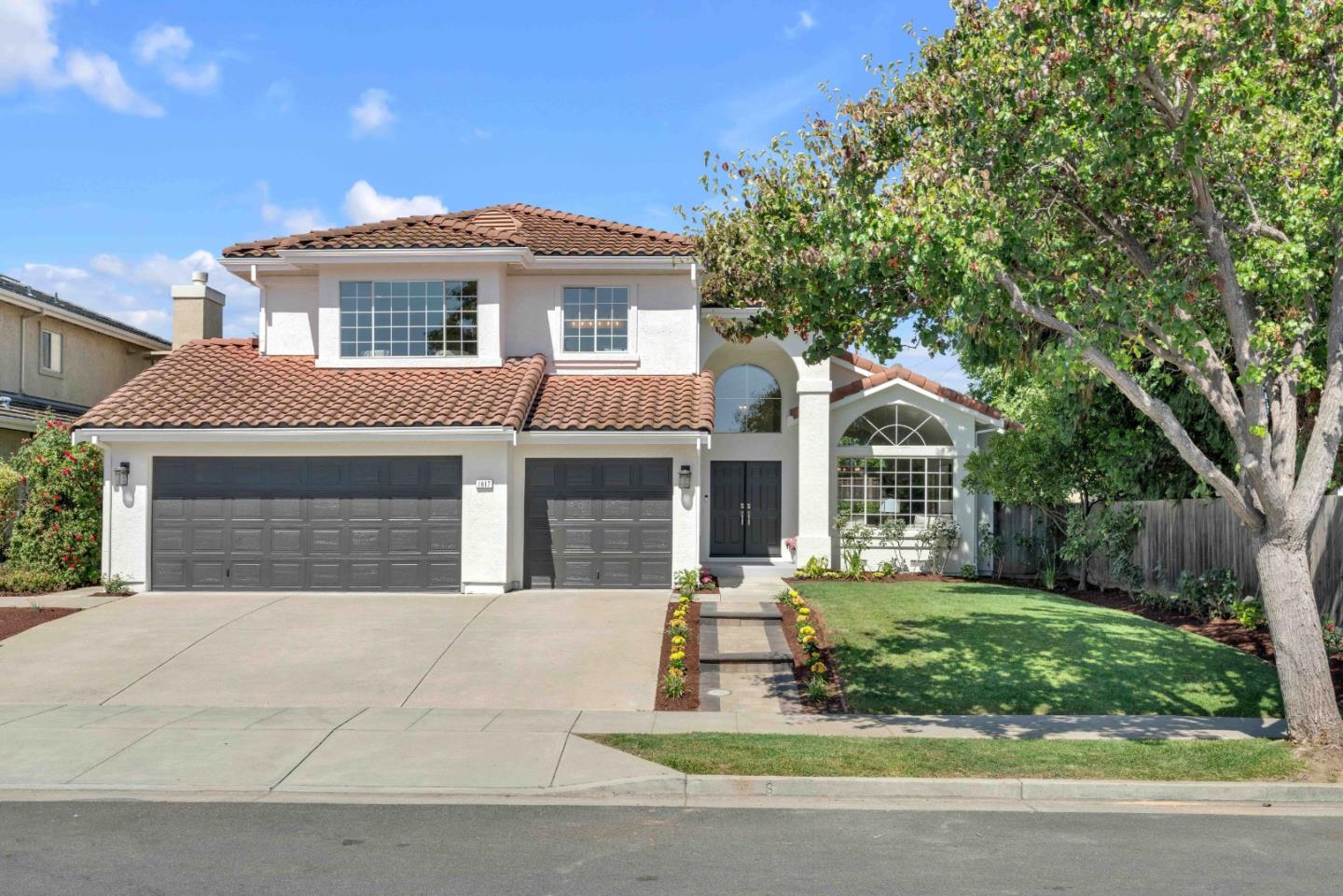 1617 Goldfinch Way