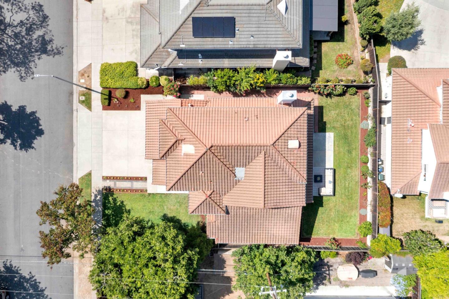 1617 Goldfinch Way