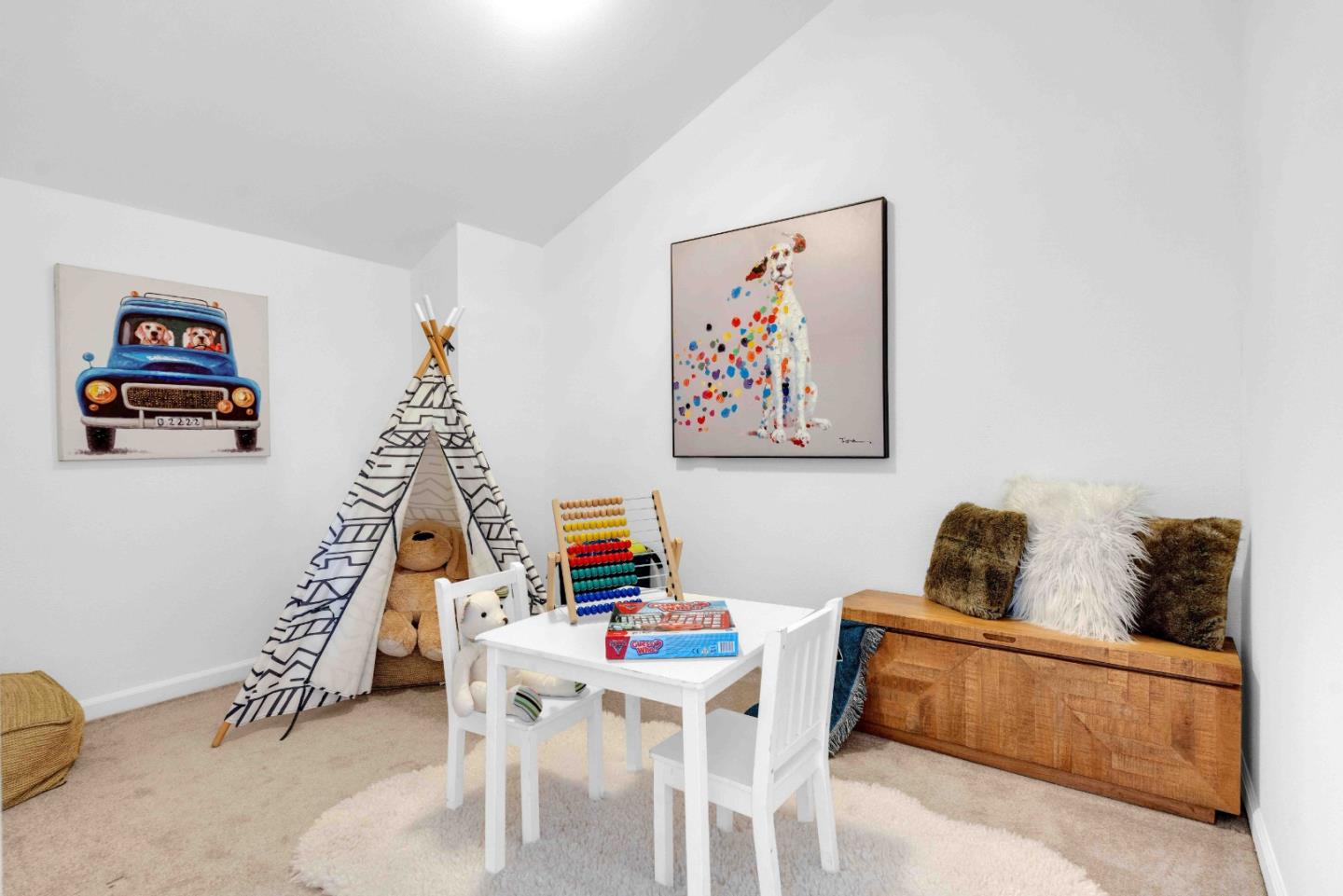 1617 Goldfinch Way