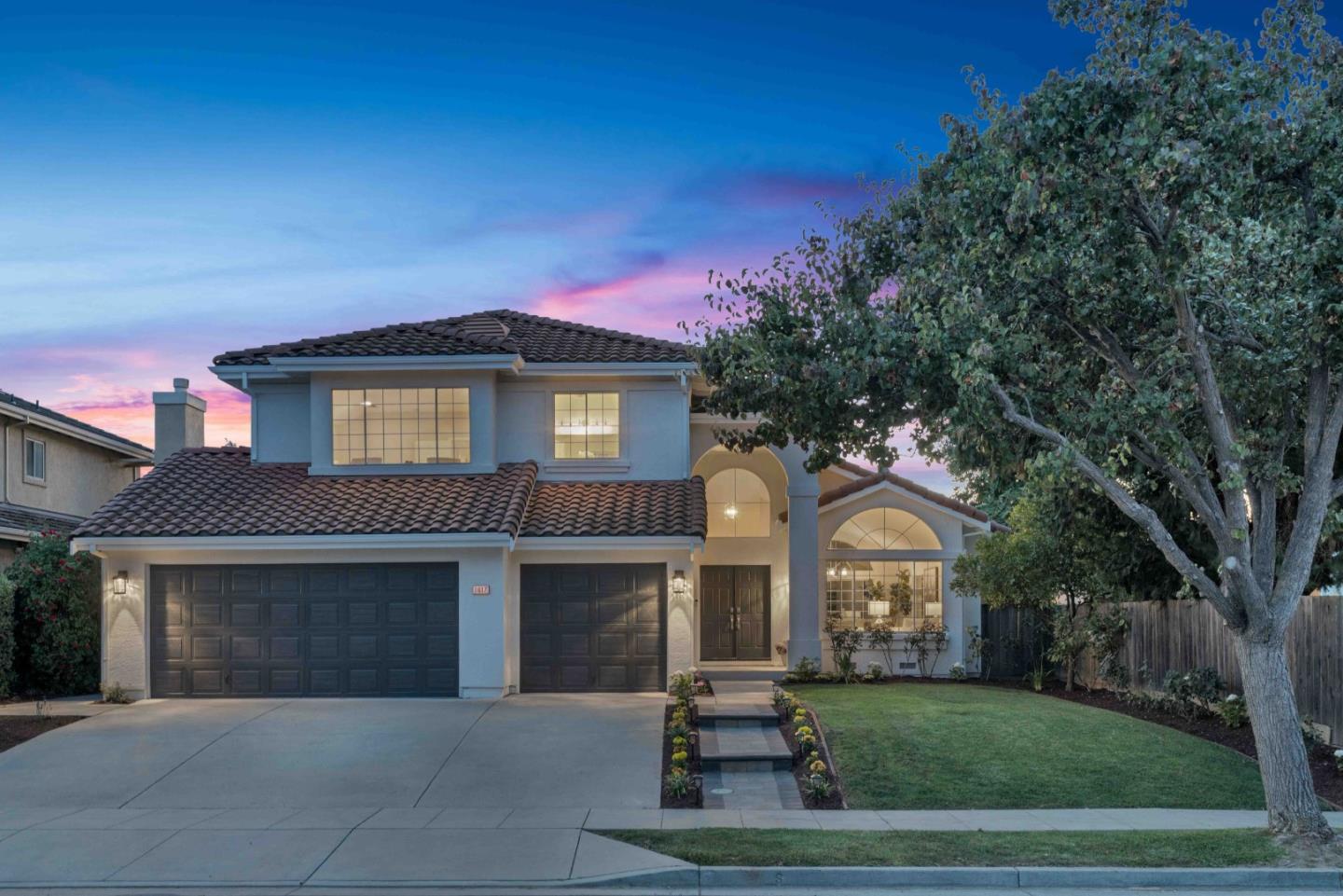 1617 Goldfinch Way
