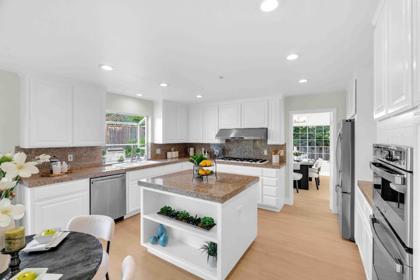 1617 Goldfinch Way