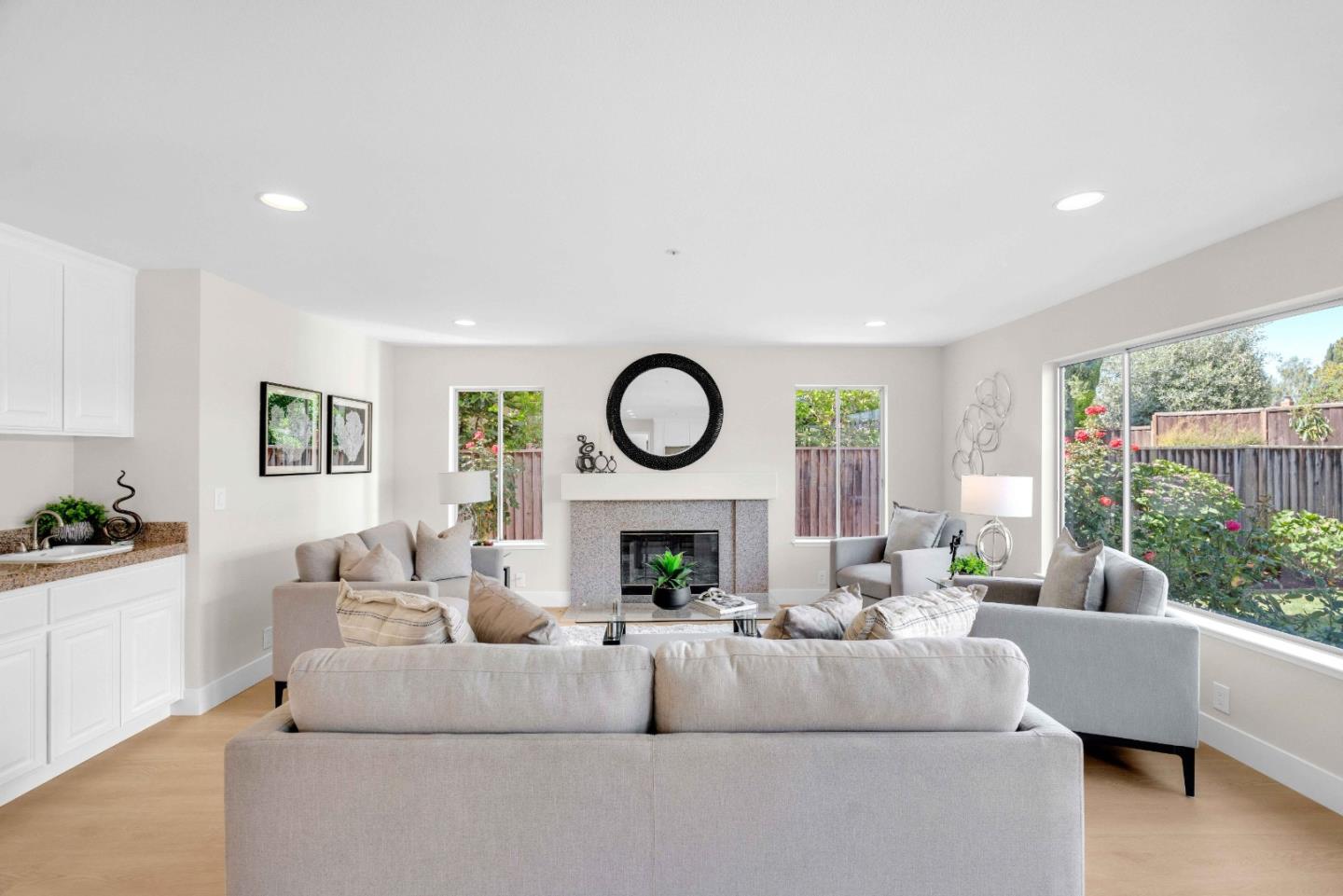 1617 Goldfinch Way