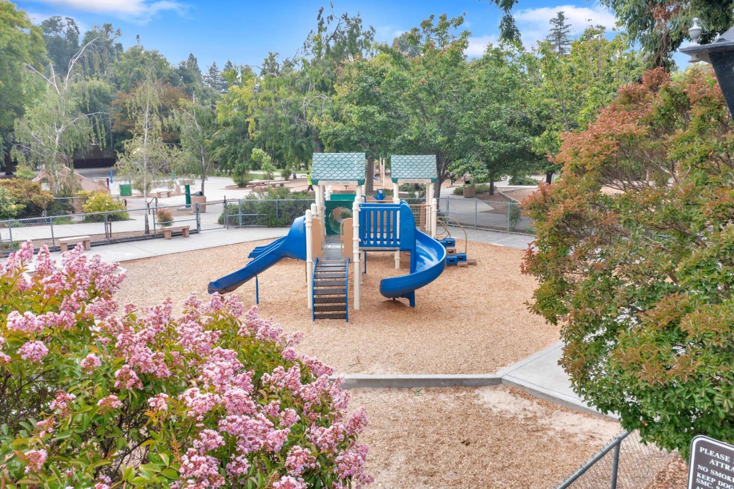 1617 Goldfinch Way