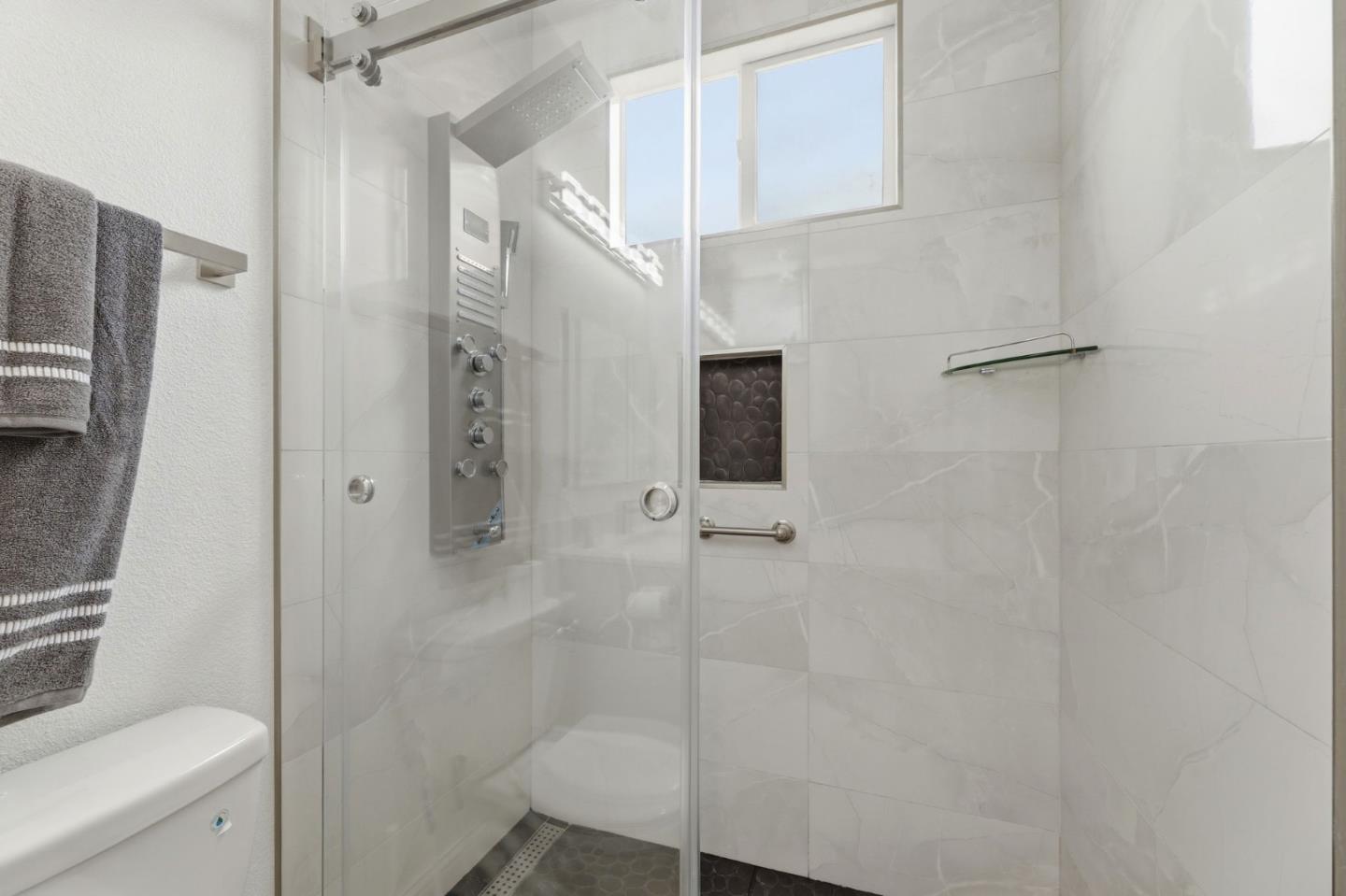 5635 Le Fevre Drive