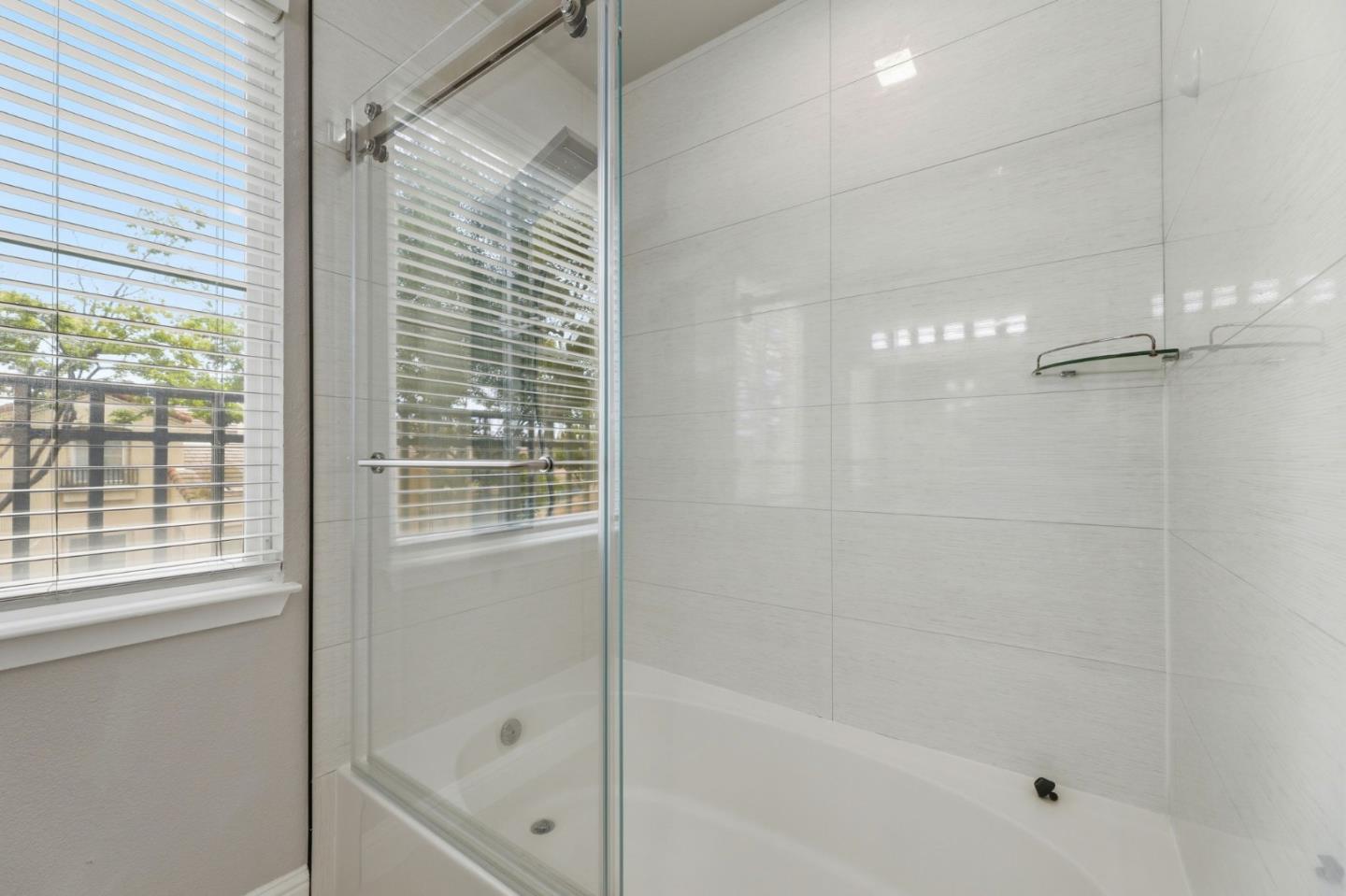 5635 Le Fevre Drive