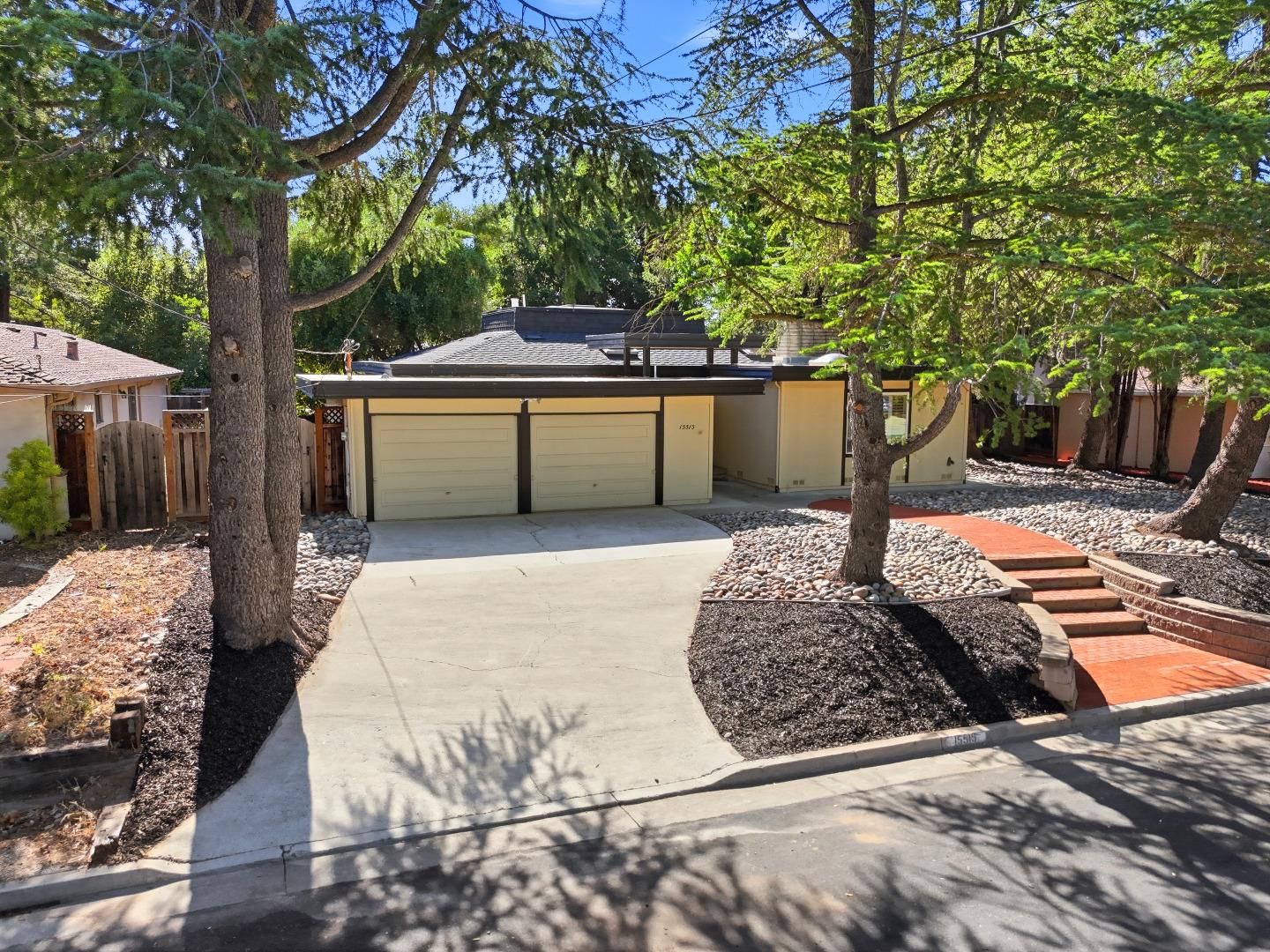 15515 Corinne Drive