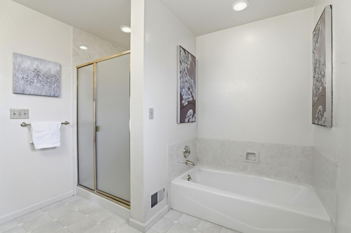 15515 Corinne Drive