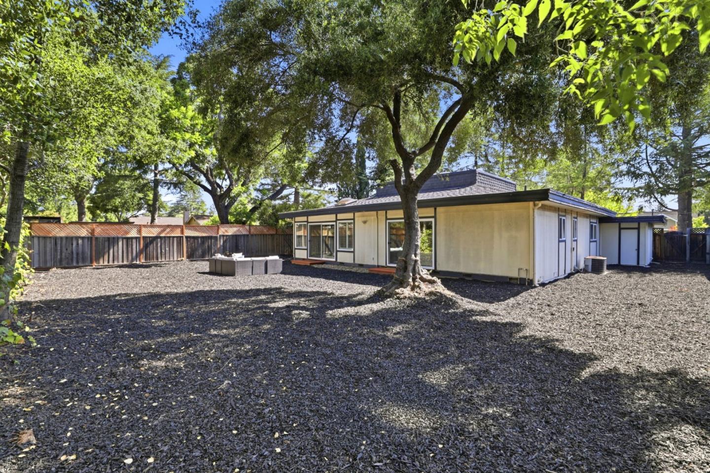 15515 Corinne Drive