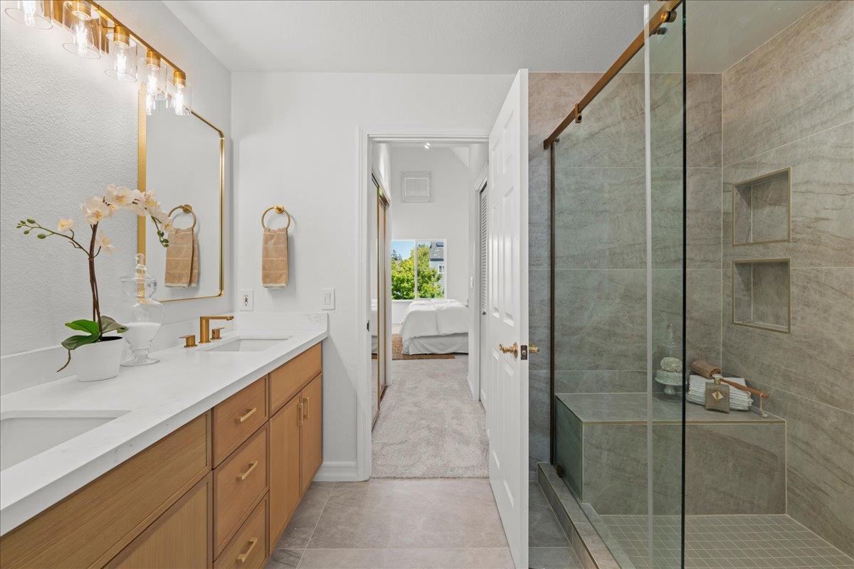 13 Charthouse Lane