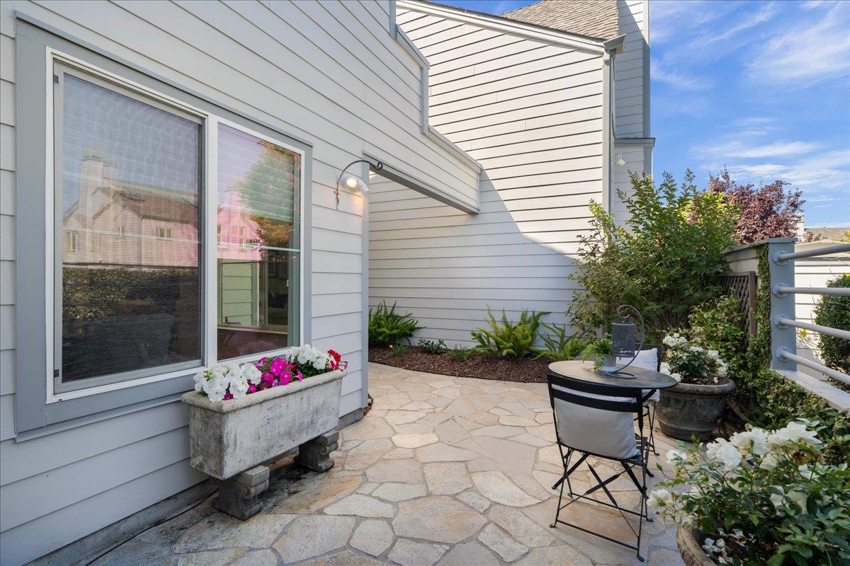 13 Charthouse Lane