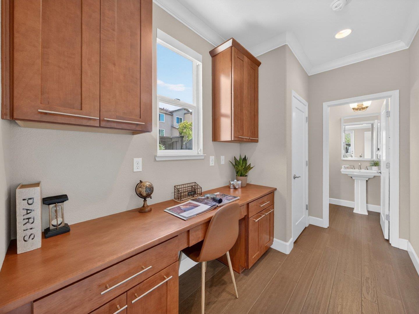 6099 Charlotte Drive