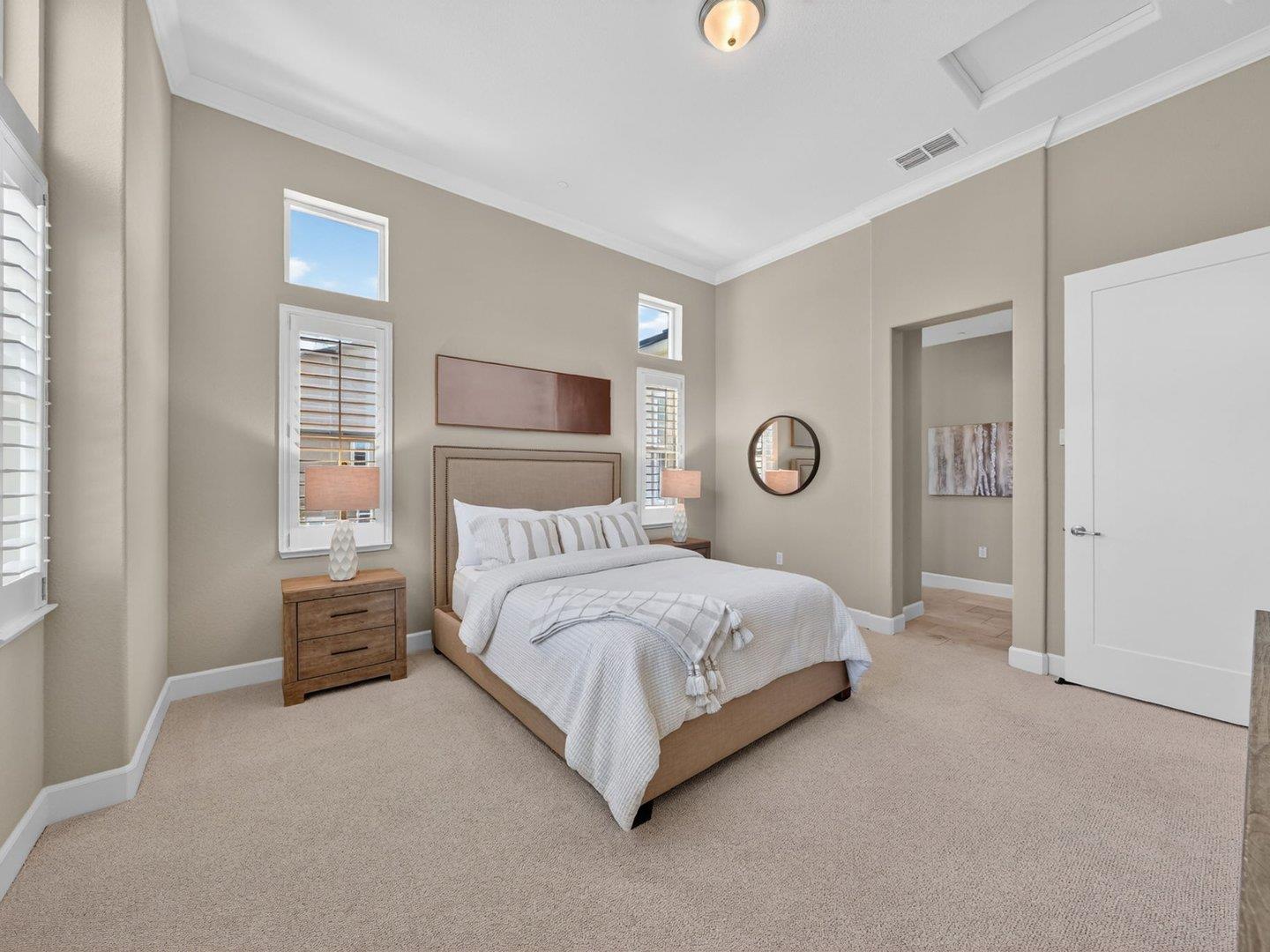 6099 Charlotte Drive