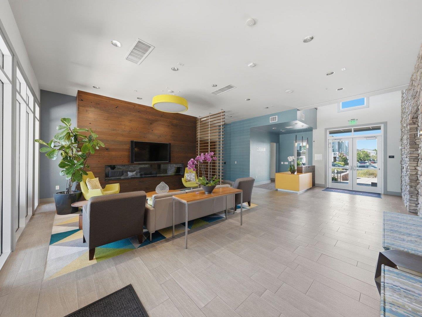 6099 Charlotte Drive