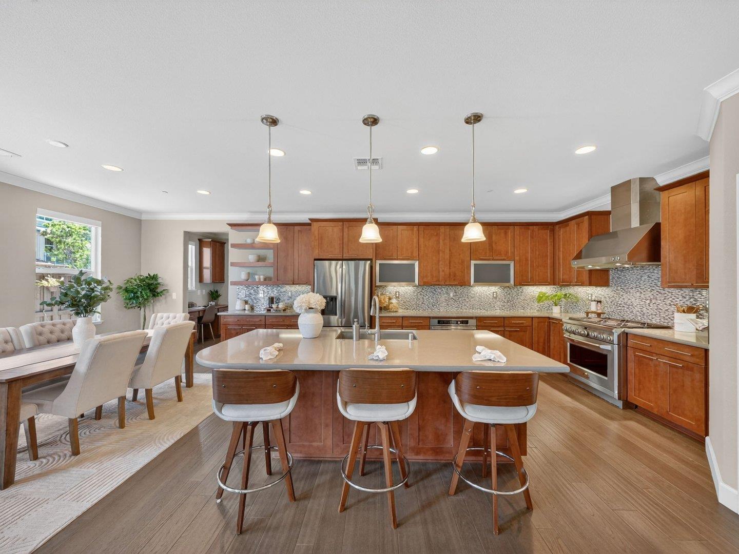 6099 Charlotte Drive