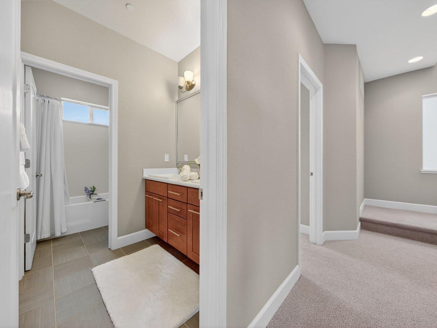 6099 Charlotte Drive