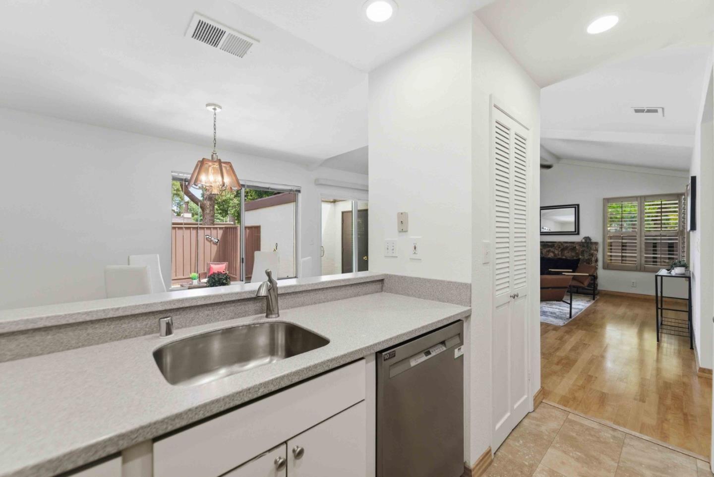 295 Hirsch Terrace