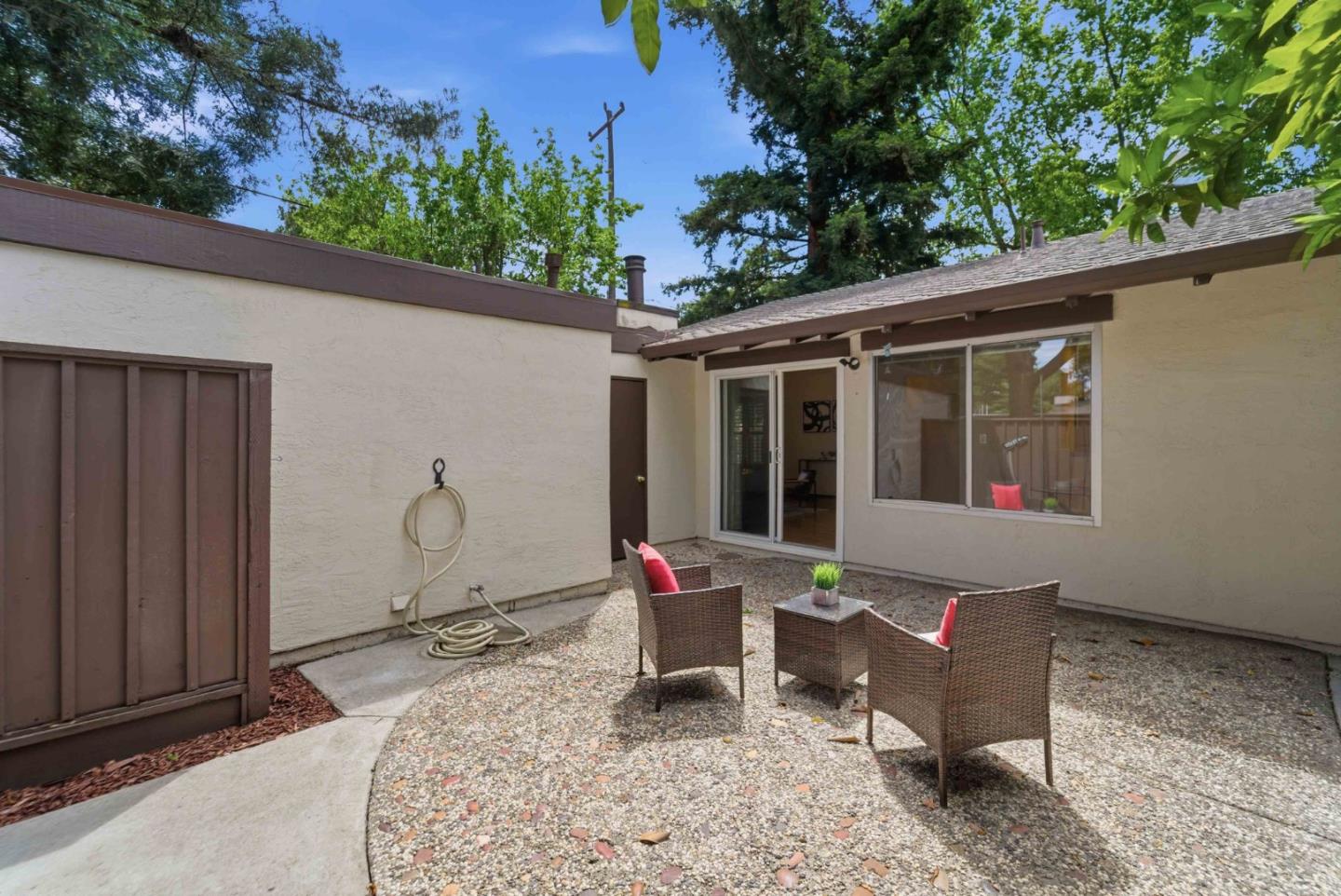 295 Hirsch Terrace