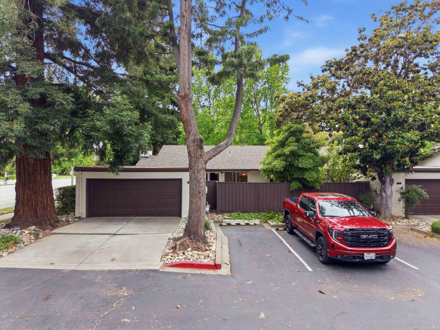 295 Hirsch Terrace