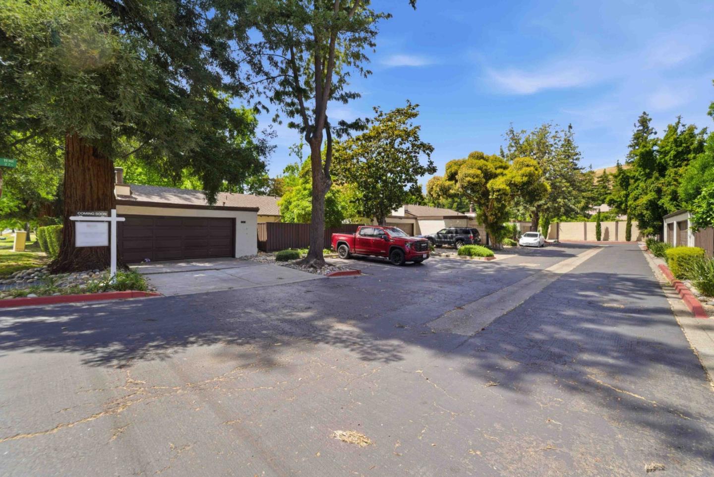 295 Hirsch Terrace